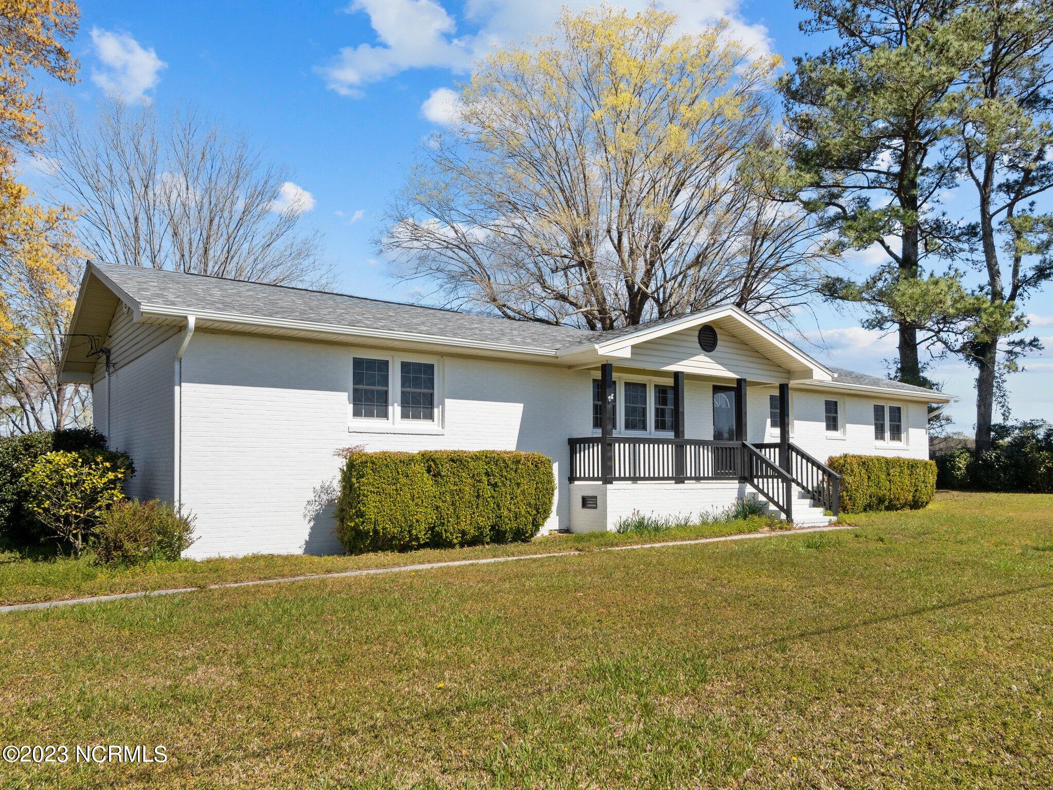575 Ludie Brown Road Chinquapin, NC 28521 - Photo 4 of 55 3-web-or-mls-02