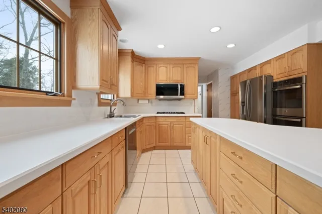 $699,000 | 8 Liberty Lane, Somerset, NJ 08873