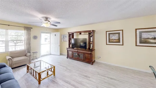 $1,600 | 8678 Southwest 95 Street, Unit B, Ocala, FL 34481