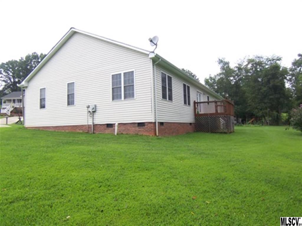 2140 Olde Farm Road Southeast Hudson, NC 28638 - Photo 12 of 23 Gallery Image 12