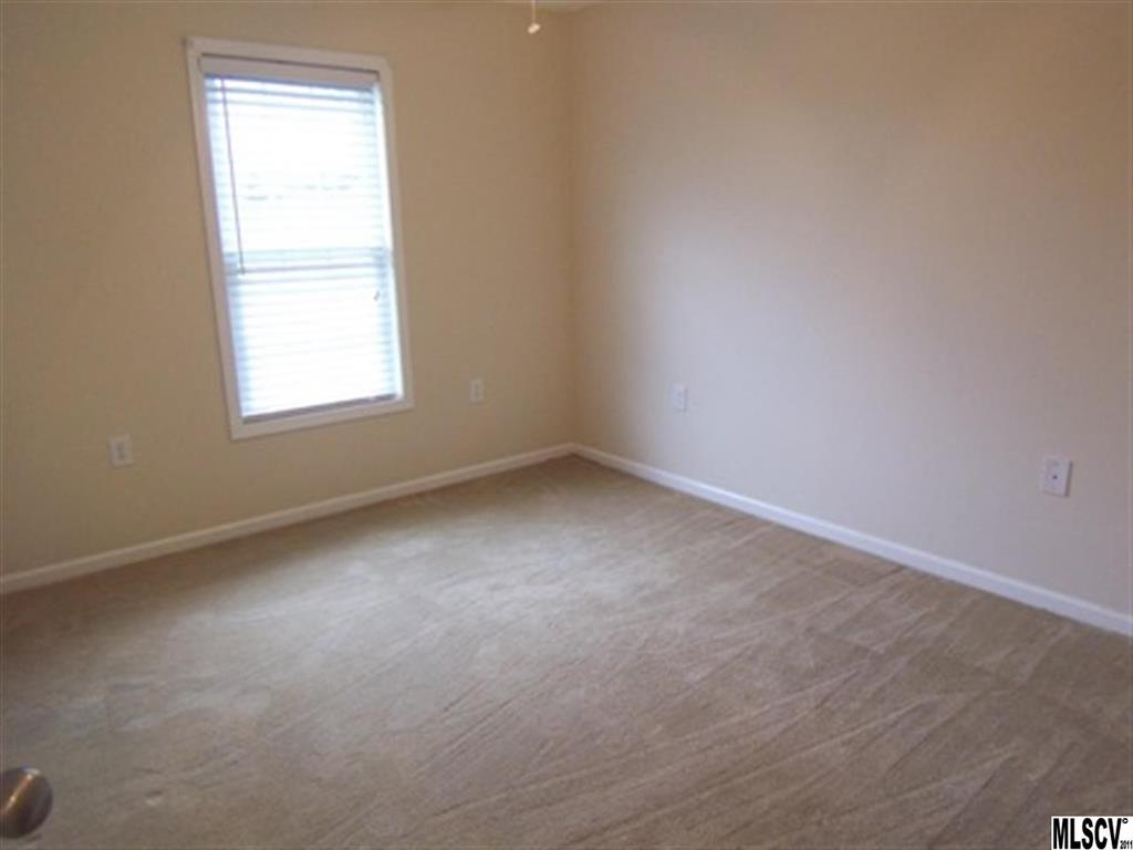 2140 Olde Farm Road Southeast Hudson, NC 28638 - Photo 4 of 23 Gallery Image 4