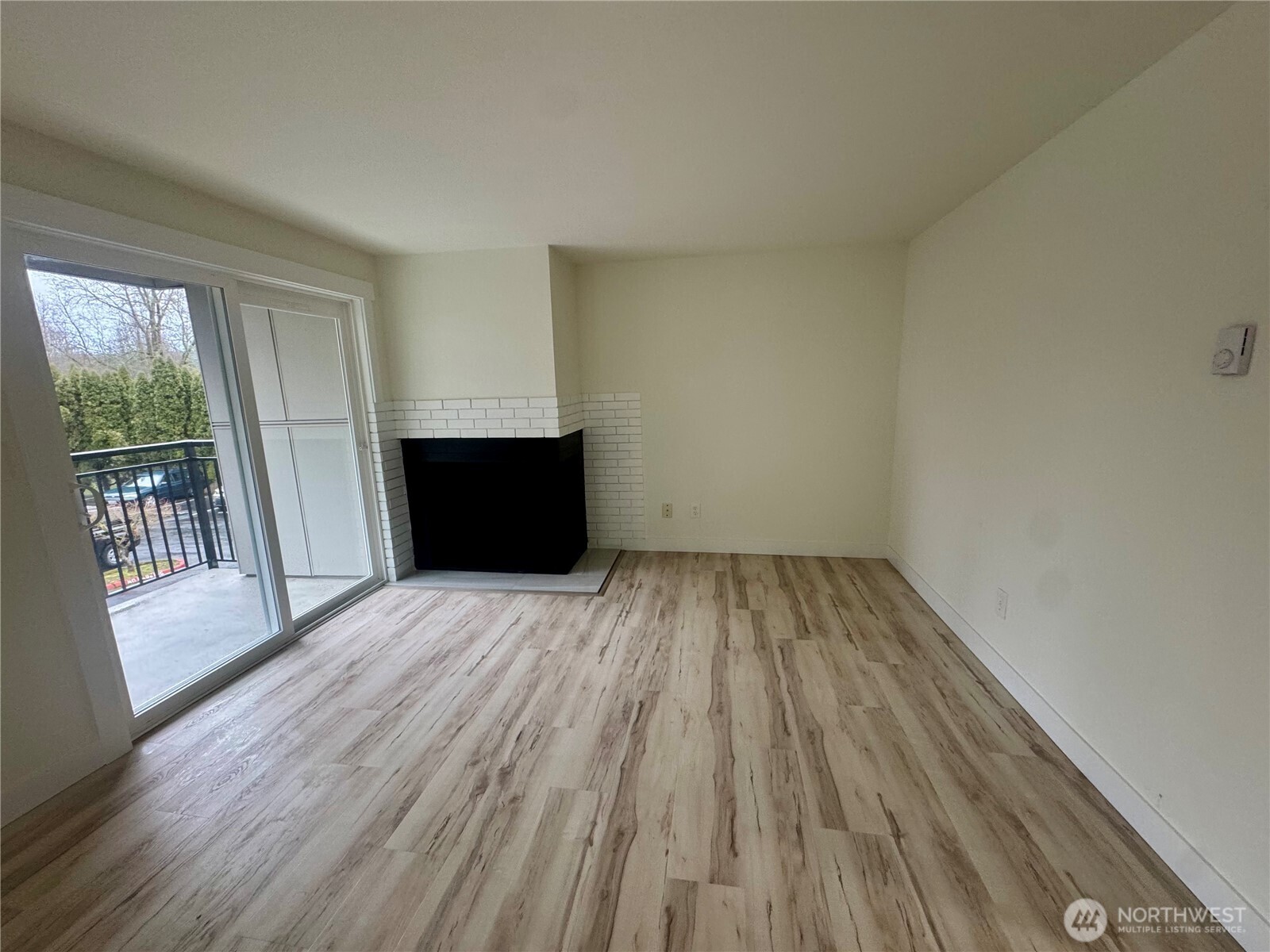 220 Southwest Clark Street, Unit B201 Issaquah, WA 98027 - Photo 6 of 11