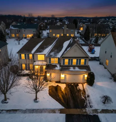 $599,900 | 569 Blazing Star Drive, Lake Villa, IL 60046