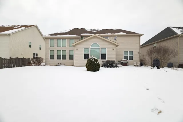 $599,900 | 569 Blazing Star Drive, Lake Villa, IL 60046