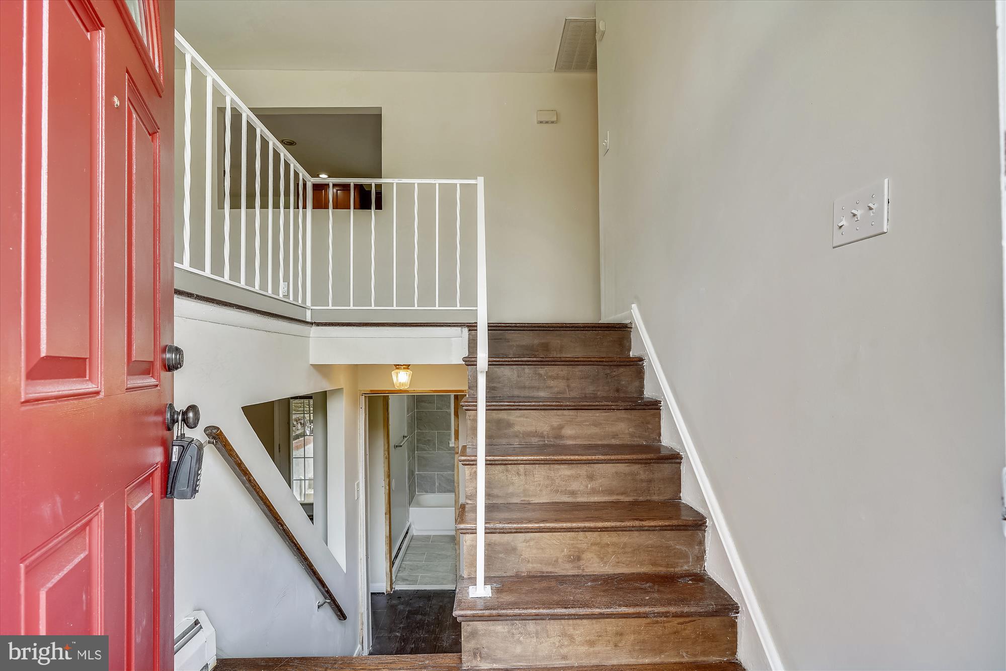14144 Grayson Road Woodbridge, VA 22191 - Photo 7 of 50 Gallery Image 7