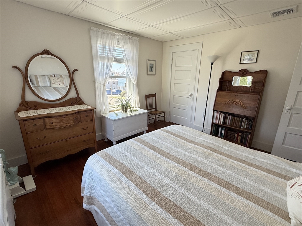 6 Old Colony Road Hull, MA 02045 - Photo 20 of 33