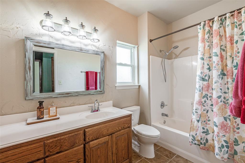 11744 Foutch Road Pilot Point, TX 76258 - Photo 25 of 35 Gallery Image 25