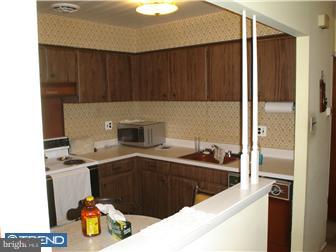 11924 Farwell Road Philadelphia, PA 19154 - Photo 5 of 6 Kitchen
