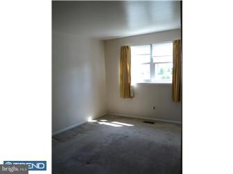 11924 Farwell Road Philadelphia, PA 19154 - Photo 6 of 6 Bedroom
