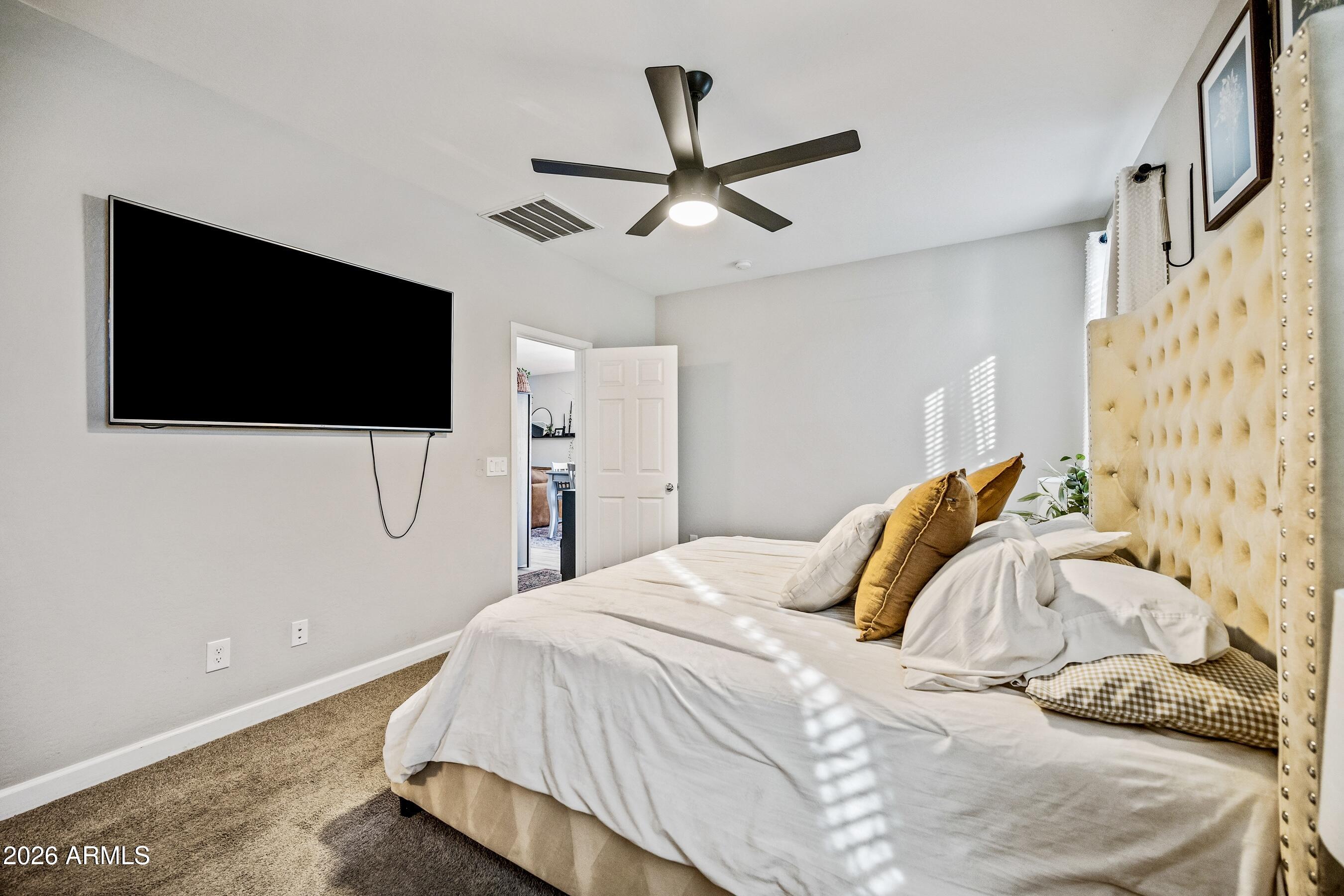 10437 West Cordes Road Tolleson, AZ 85353 - Photo 29 of 39 Lots of Light