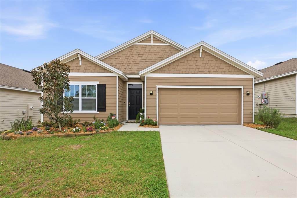 front view of house with a yard