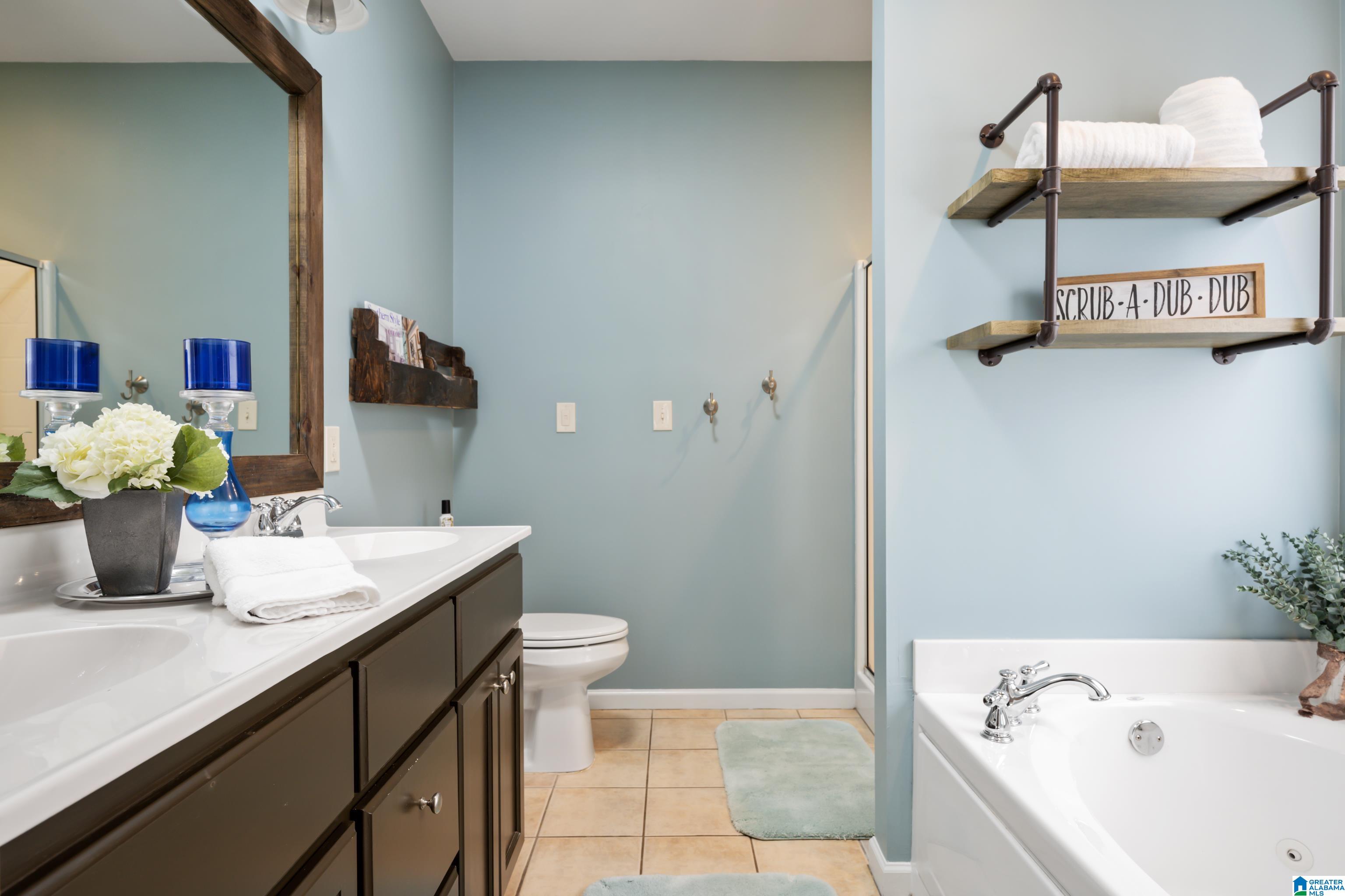 911 Valley Circle Leeds, AL 35094 - Photo 20 of 35