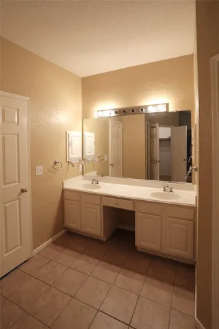 $1,750 | 20410 Eagle Nest Court, Katy, TX 77449