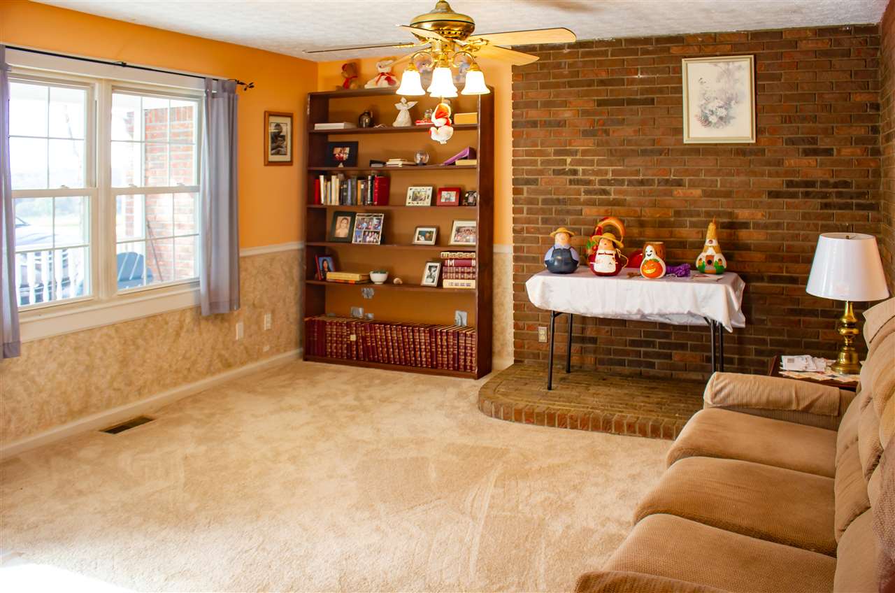 344 Roger Cole Road Bowling Green, KY 42101 - Photo 12 of 35 Gallery Image 12