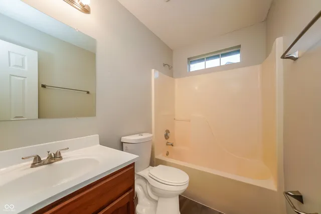 $1,940 | 4834 Countrybrook Court, Indianapolis, IN 46254