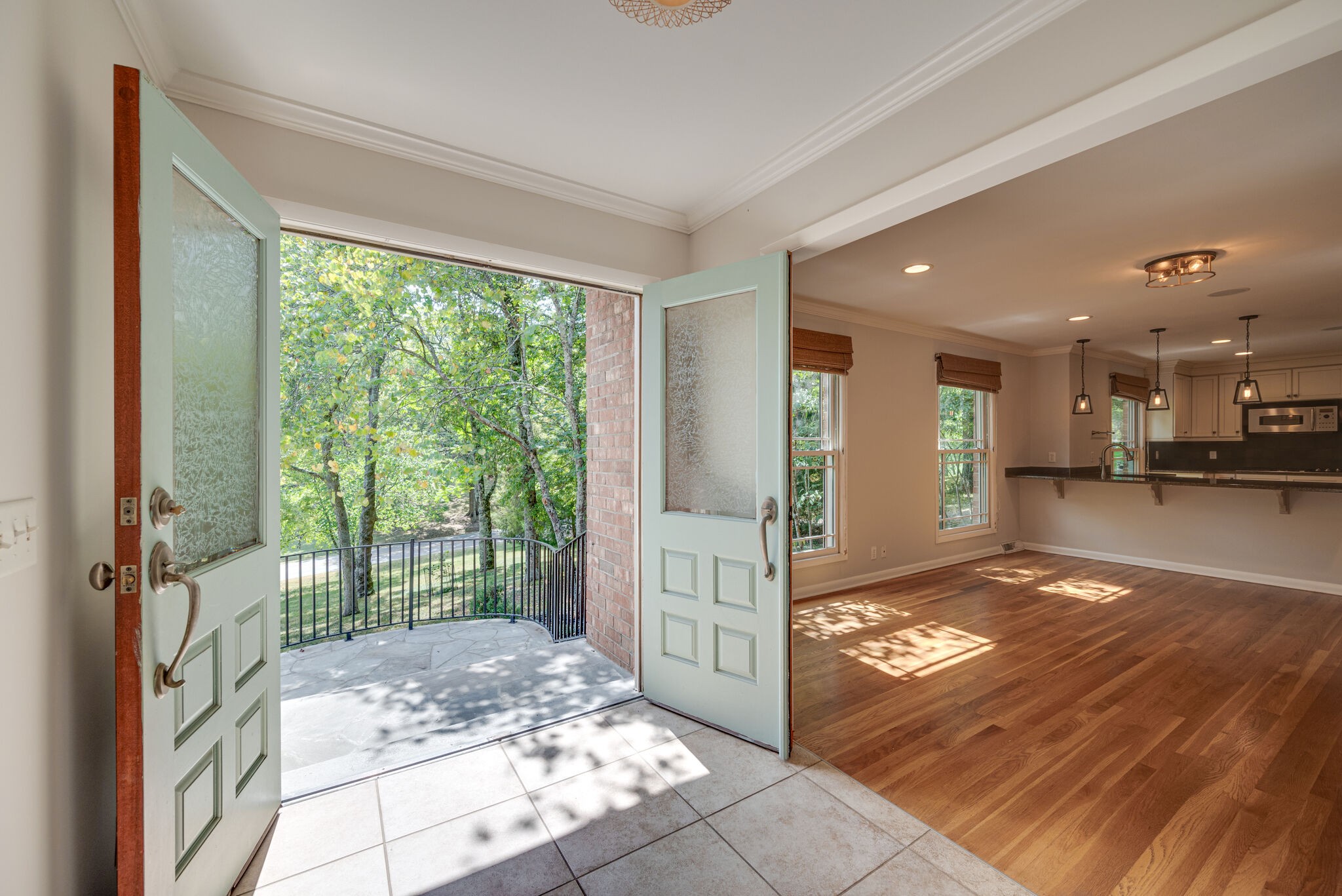 5728 Knob Road Nashville, TN 37209 - Photo 6 of 34 Gallery Image 6