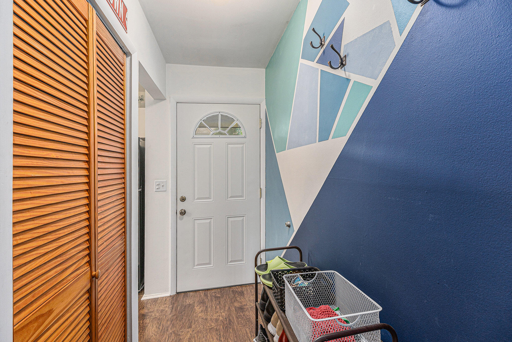 249 North Maple Road Saline, MI 48176 - Photo 5 of 23 005_img_1305_41