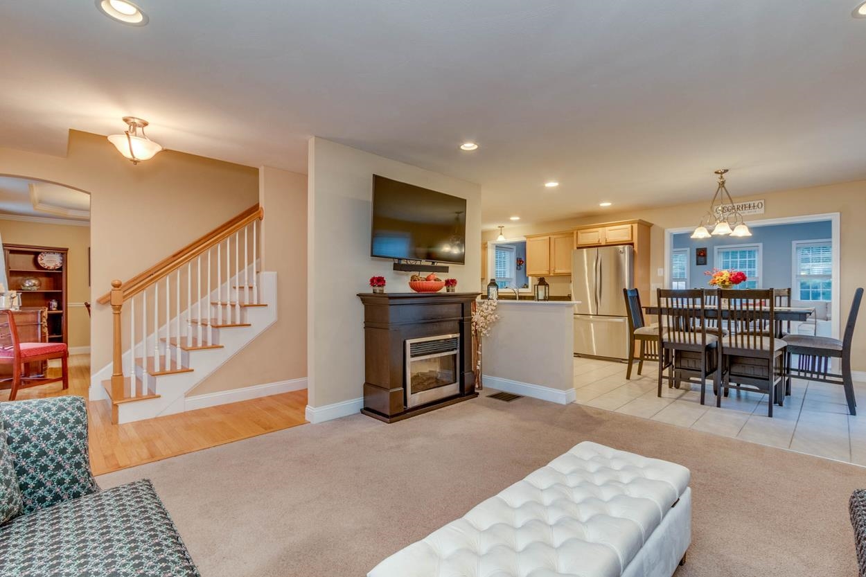 11 Page Road Litchfield, NH 03052 - Photo 15 of 40