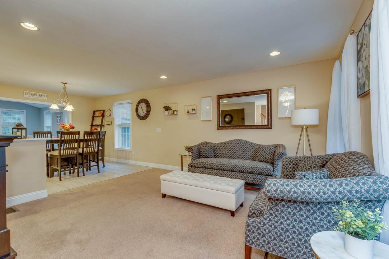 11 Page Road Litchfield, NH 03052 - Photo 16 of 40