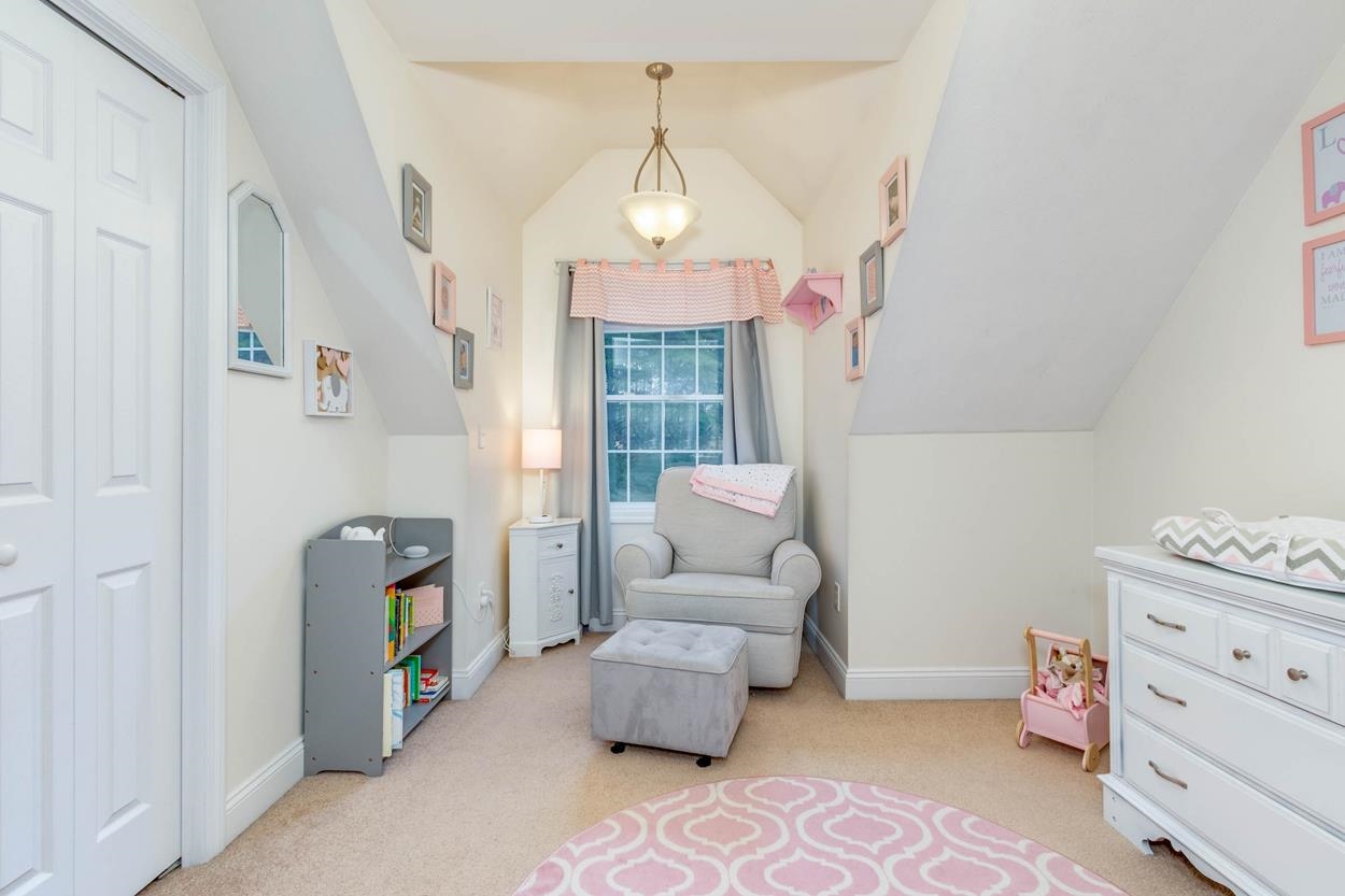 11 Page Road Litchfield, NH 03052 - Photo 25 of 40