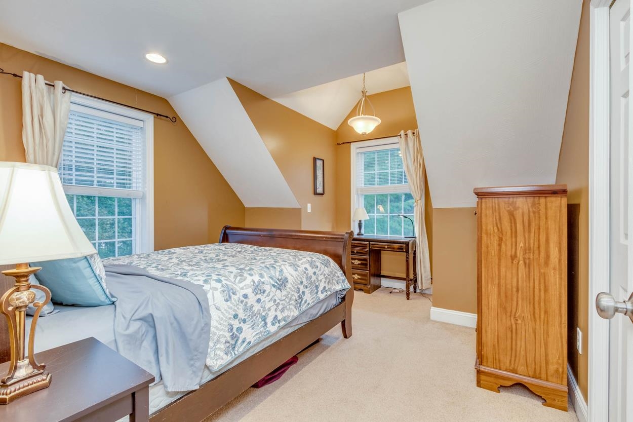 11 Page Road Litchfield, NH 03052 - Photo 29 of 40