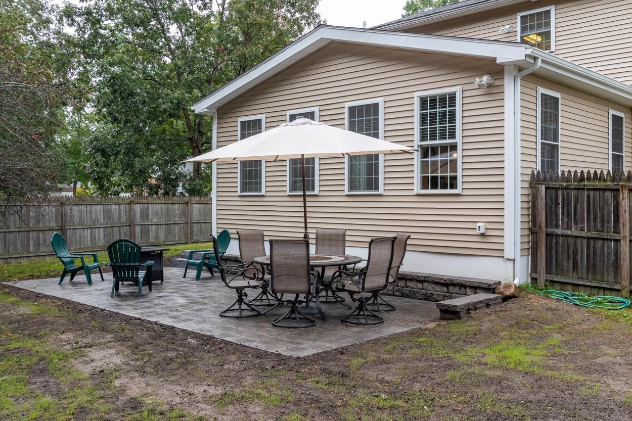 11 Page Road Litchfield, NH 03052 - Photo 36 of 40