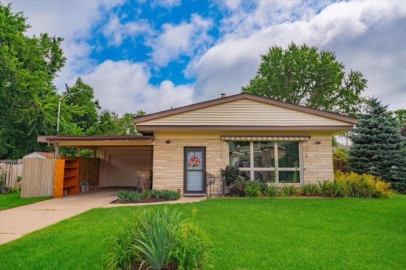 4527 Camden Road Madison, WI 53716 - Photo 1 of 1 Gallery Image 1