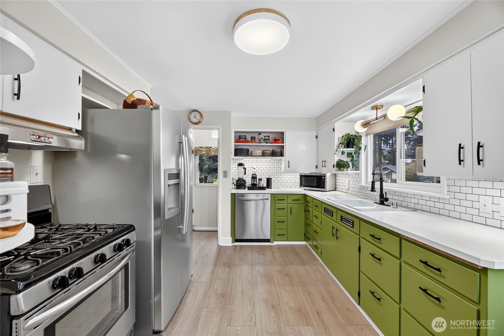 6520 Willow Road Everett, WA 98203 - Photo 23 of 34 Gallery Image 23