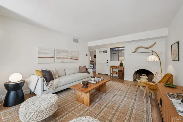 $745,000 | 11 Pueblo Drive, San Rafael, CA 94903
