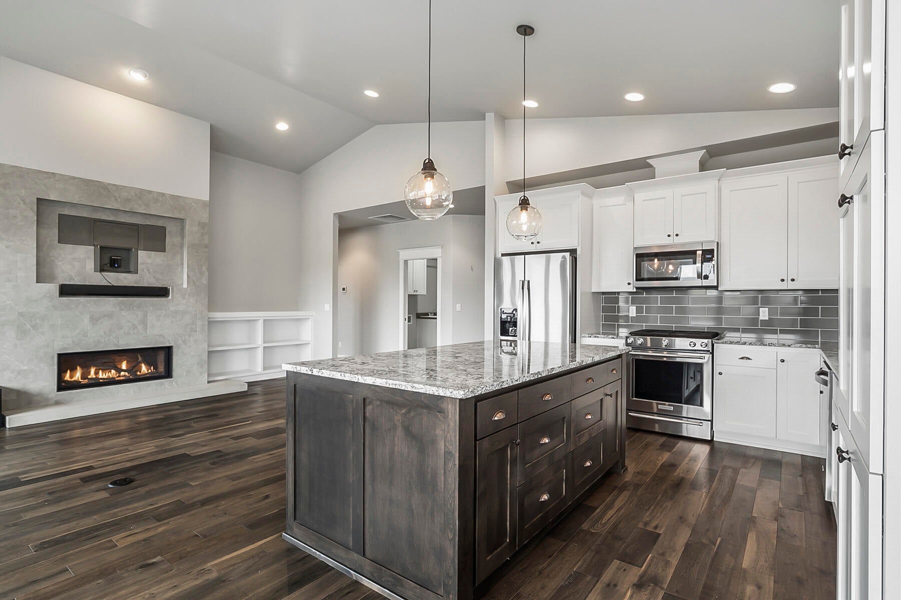 2612 Northwest Compass Corner Loop Bend, OR 97703 - Photo 10 of 44 The open Kitchen is perfect for entertaining