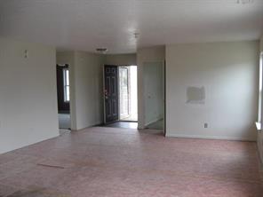 804 Colonial Way Franklin, IN 46131 - Photo 3 of 8 Gallery Image 3