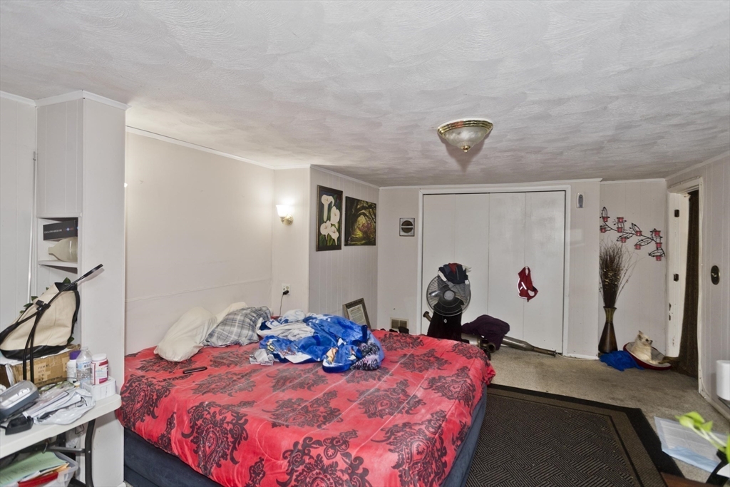 647 Plumtree Road Springfield, MA 01118 - Photo 17 of 23