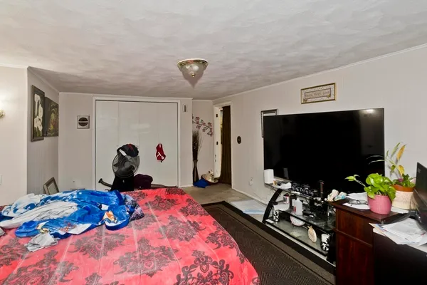 $359,900 | 647 Plumtree Road, Springfield, MA 01118