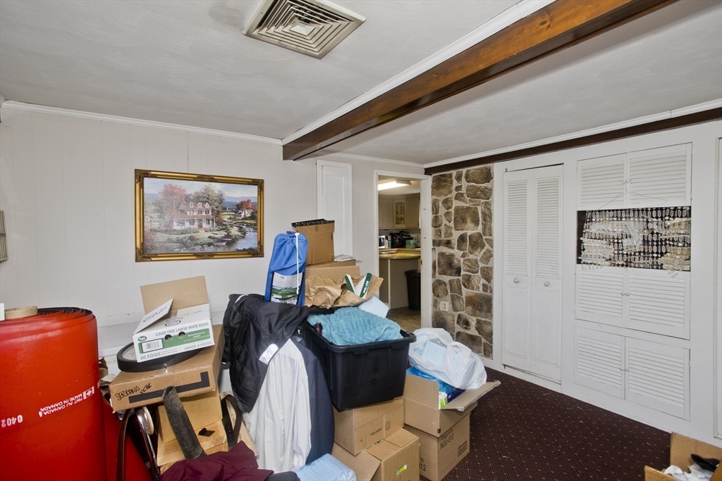 647 Plumtree Road Springfield, MA 01118 - Photo 19 of 23