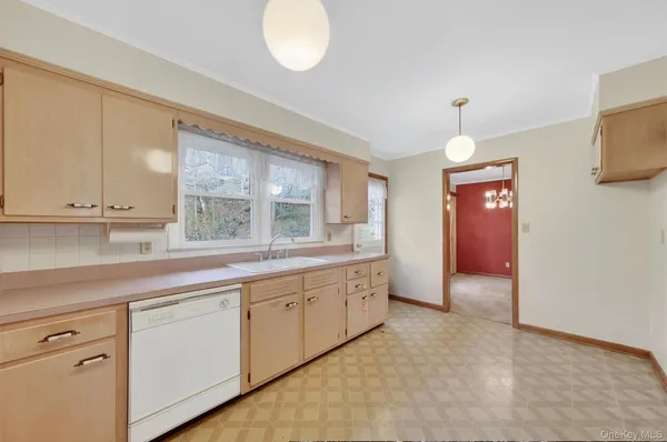 $445,000 | 49 Homer Place, Poughkeepsie, NY 12603