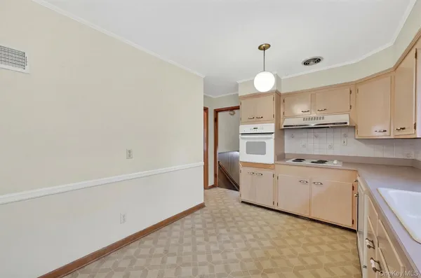 $445,000 | 49 Homer Place, Poughkeepsie, NY 12603