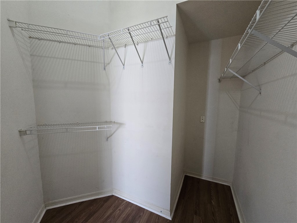 481 10th Place Vero Beach, FL 32960 - Photo 12 of 20 a view of a walk in closet