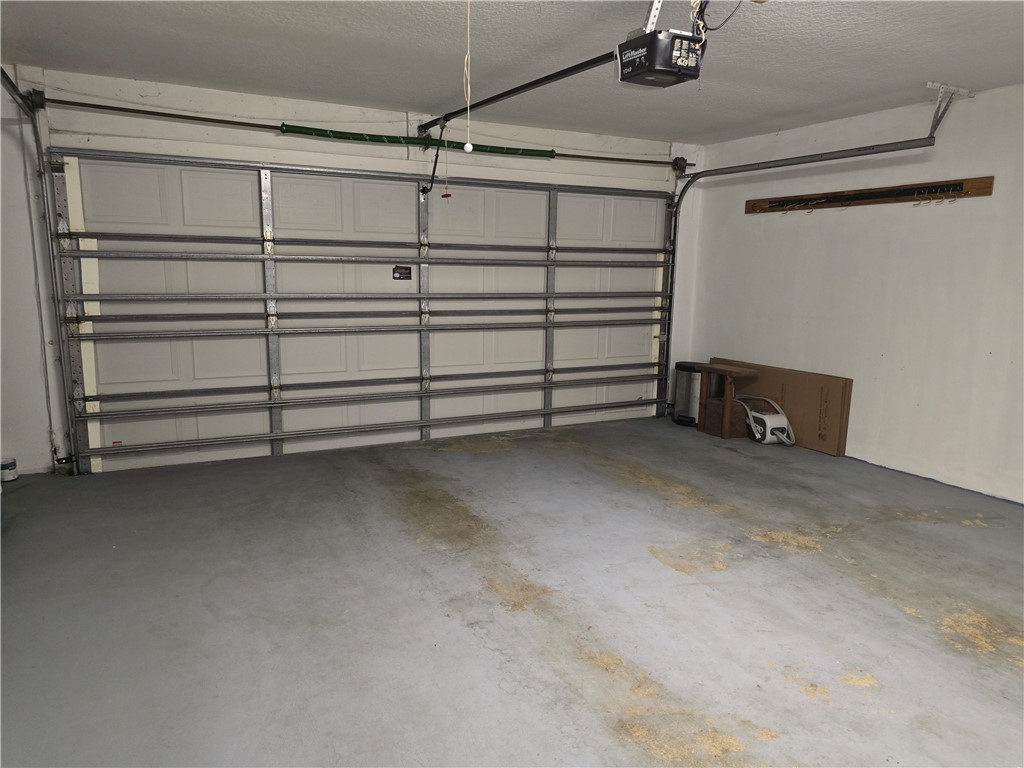 481 10th Place Vero Beach, FL 32960 - Photo 19 of 20 a view of a room with an empty racks