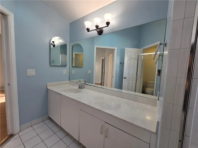 $2,000 | 481 10th Place, Vero Beach, FL 32960