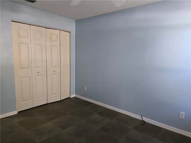 $2,000 | 481 10th Place, Vero Beach, FL 32960