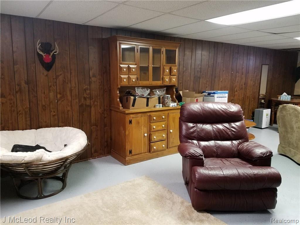 9060 Rivard Road Millington, MI 48746 - Photo 12 of 16 20170104_133441.jpg
