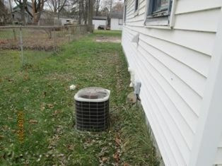 701 11th Street Three Rivers, MI 49093 - Photo 9 of 20 IMG_5568