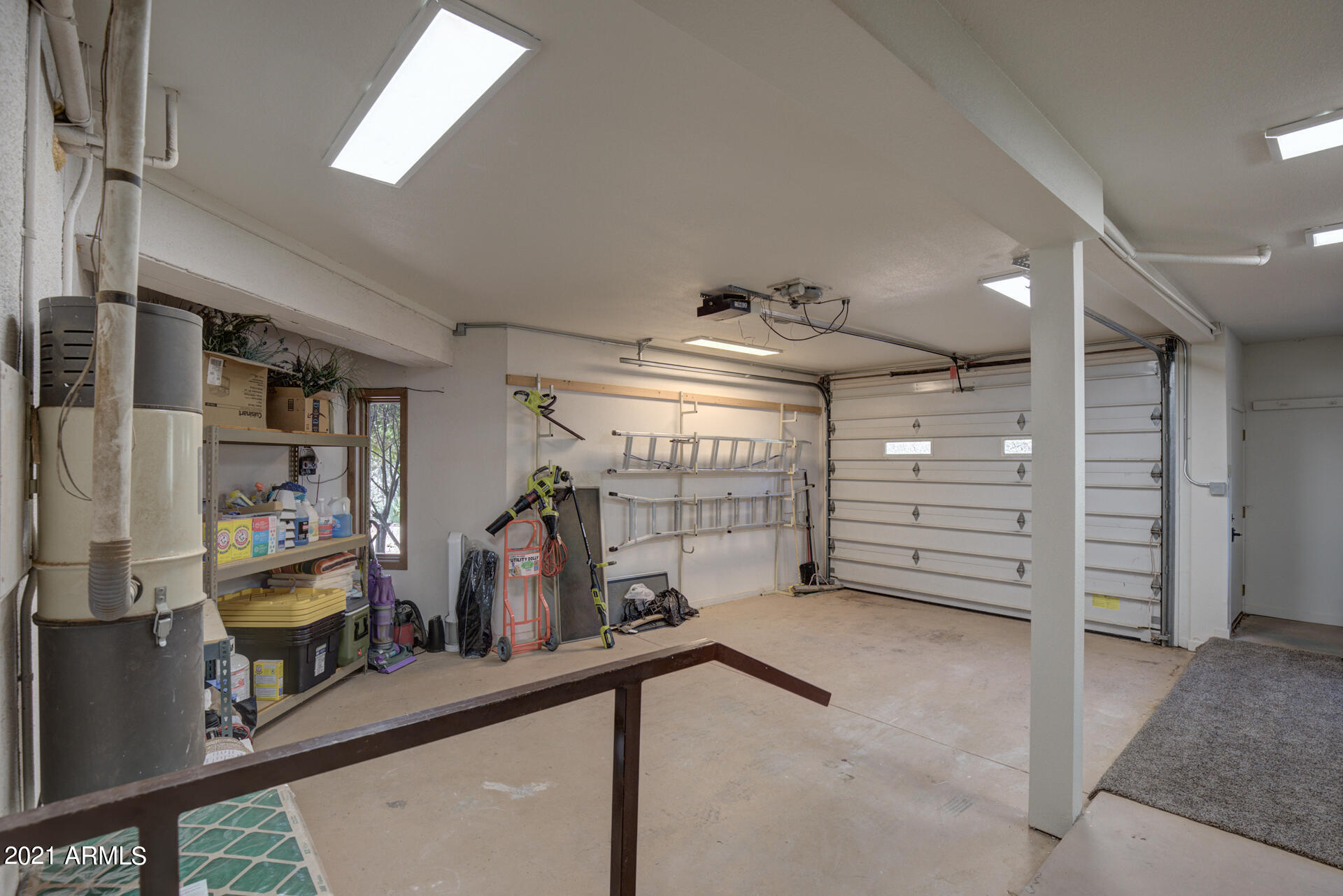601 North Graham Ranch Road Payson, AZ 85541 - Photo 46 of 70 Lower Level Garage
