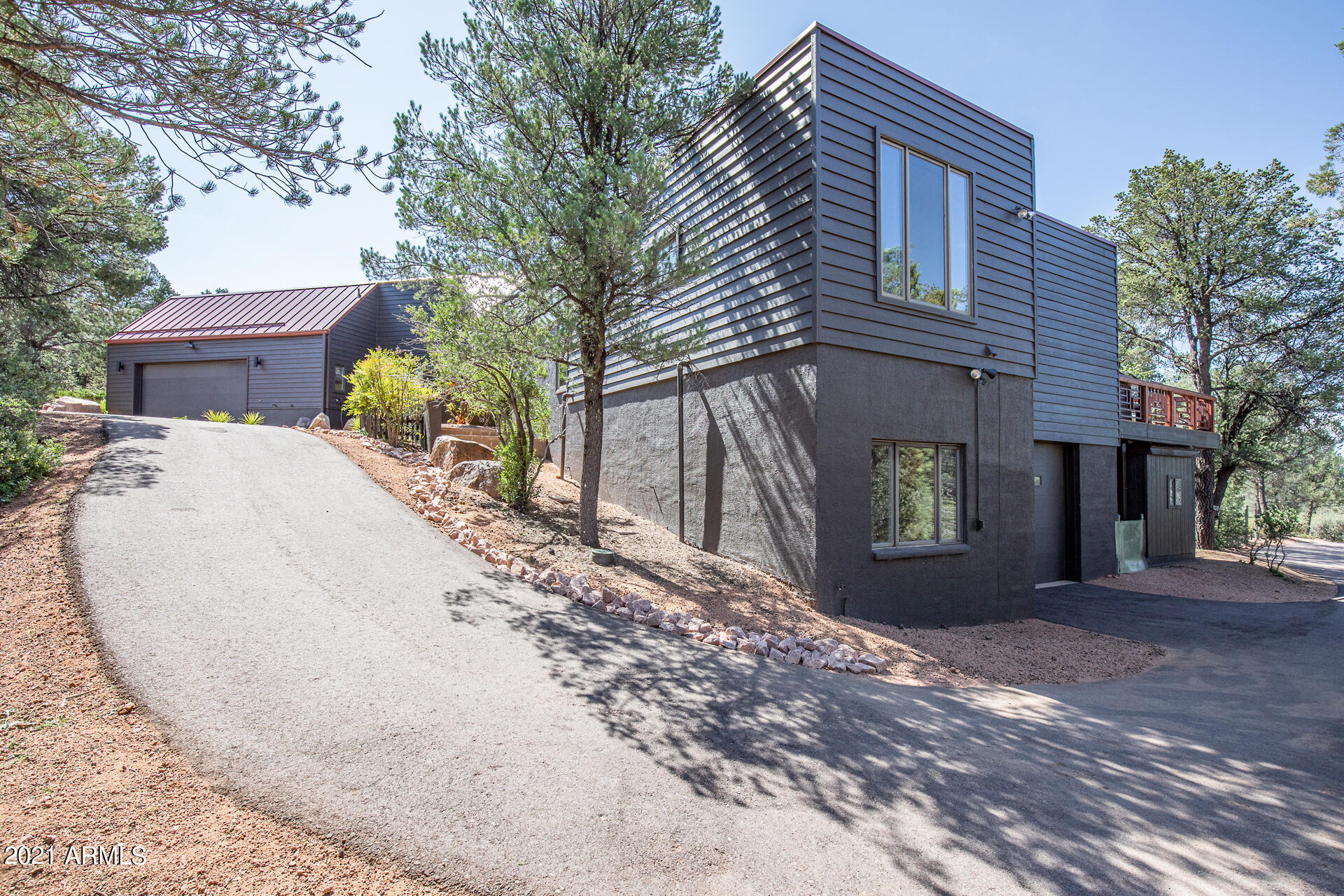 601 North Graham Ranch Road Payson, AZ 85541 - Photo 48 of 70 Circular Driveway to Lower Level