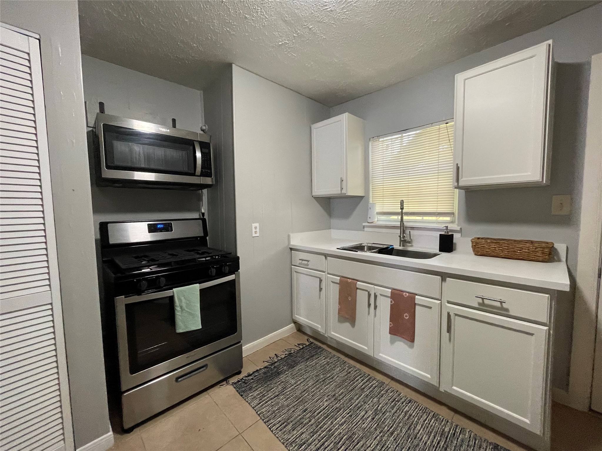 2409 Bastrop Street, Unit 2 Houston, TX 77004 - Photo 11 of 21