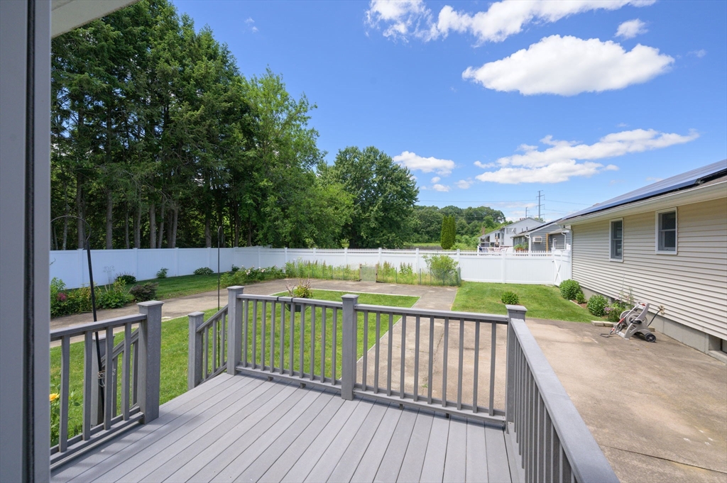 169 Country Road Agawam, MA 01001 - Photo 21 of 41