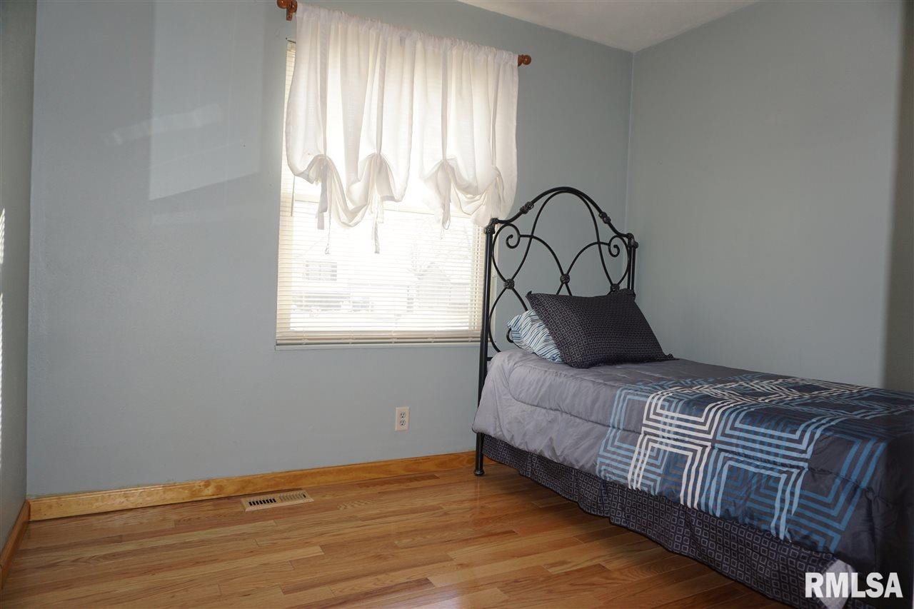727 Joliet Road Marquette Heights, IL 61554 - Photo 9 of 16 Gallery Image 9