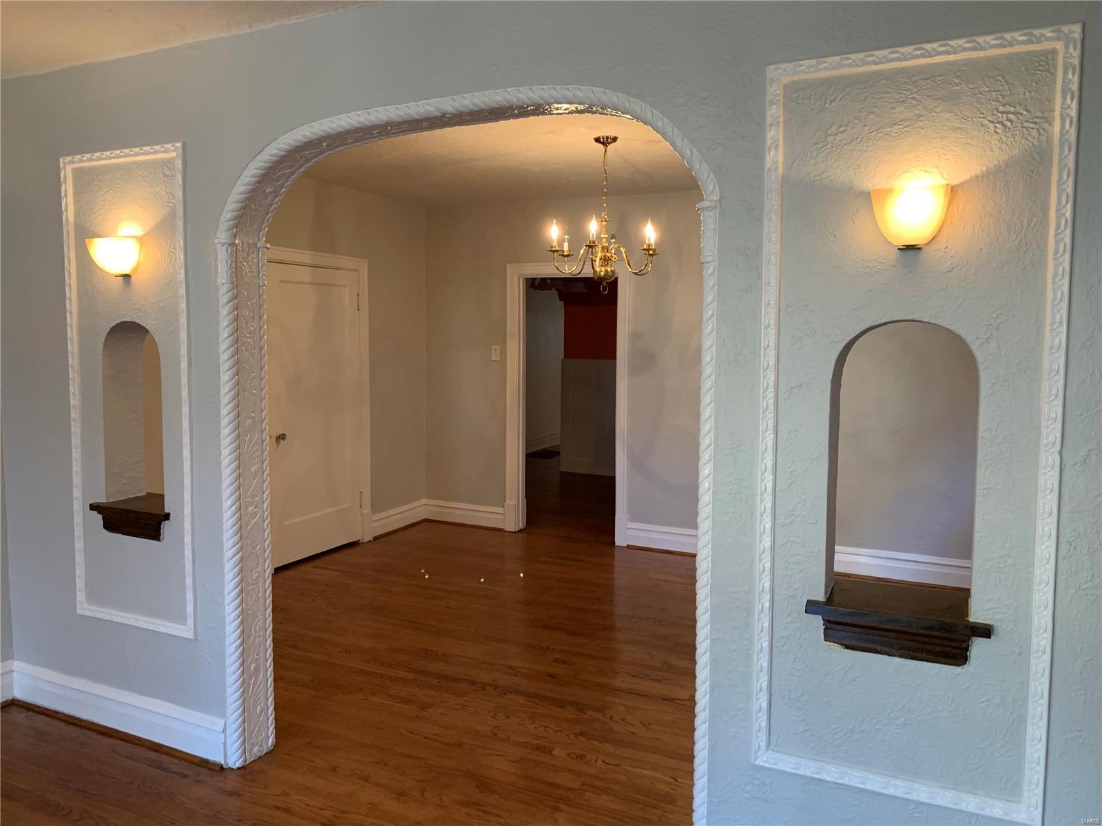 322 South Hanley Road, Unit 1S St. Louis, MO 63105 - Photo 11 of 26 Gallery Image 11
