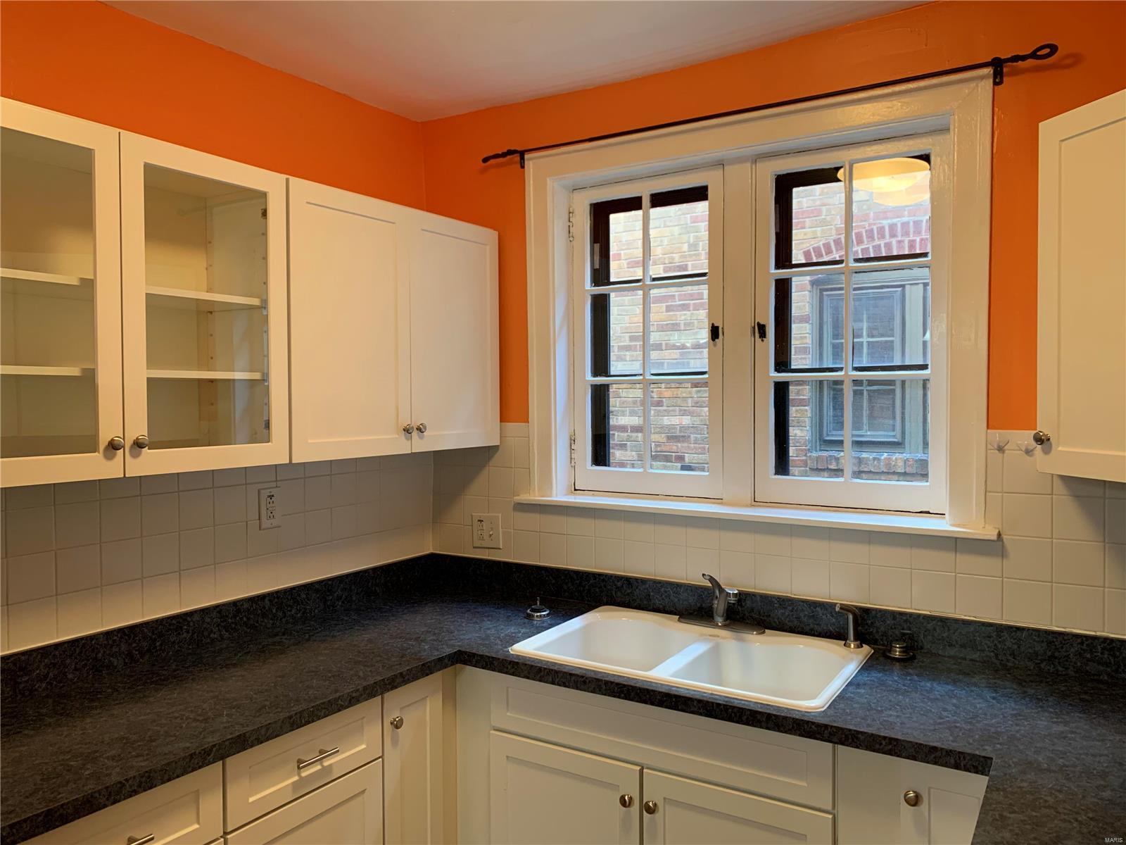 322 South Hanley Road, Unit 1S St. Louis, MO 63105 - Photo 14 of 26 Gallery Image 14