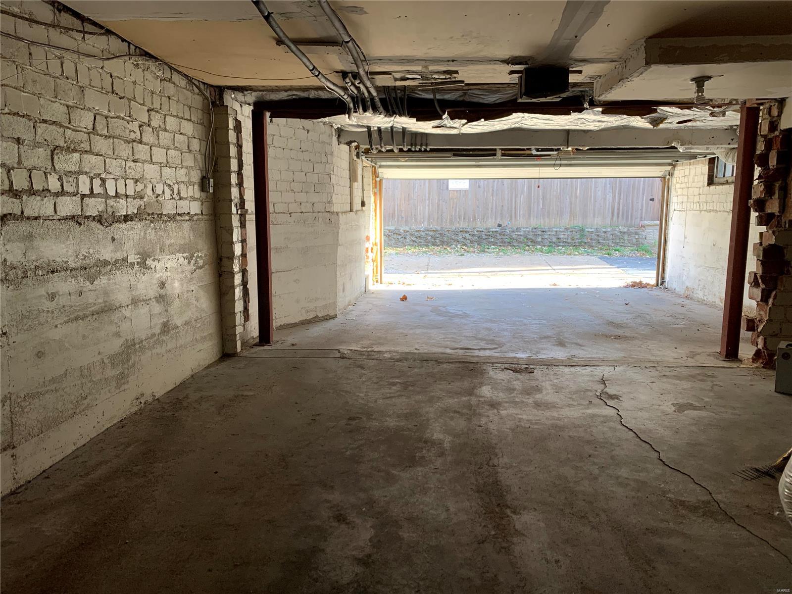 322 South Hanley Road, Unit 1S St. Louis, MO 63105 - Photo 26 of 26 Gallery Image 26